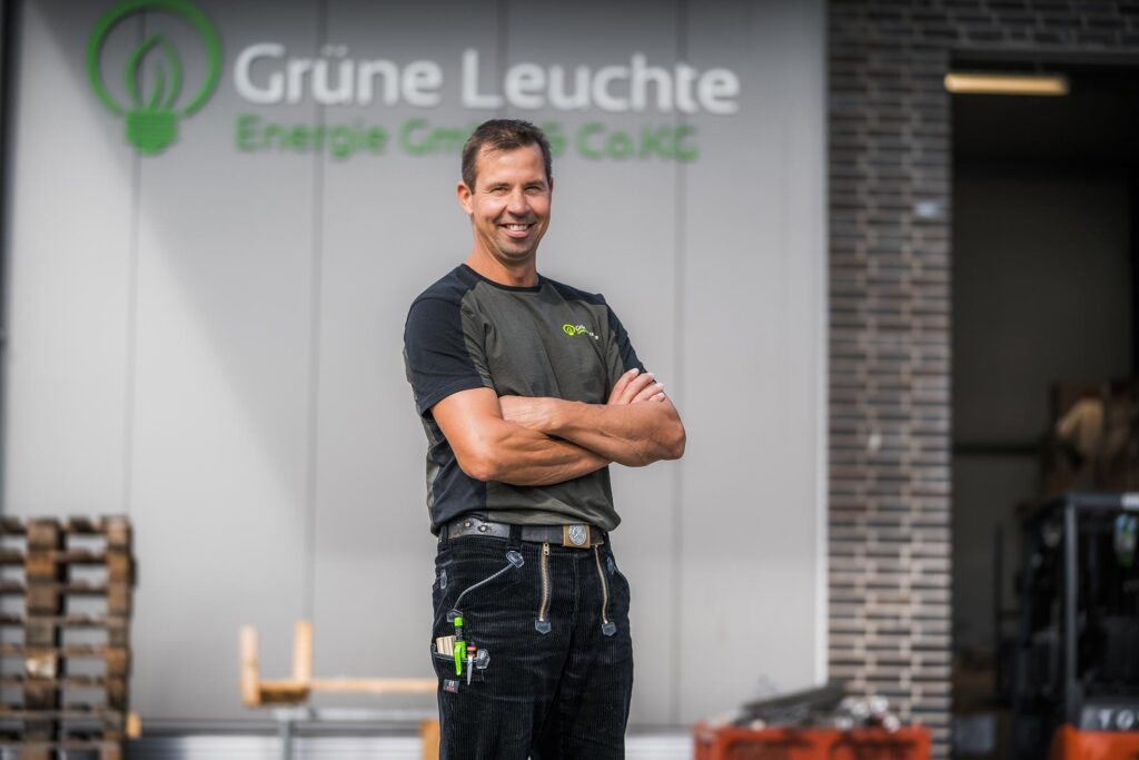 Karriere_Dach_Grüne-Leuchte-Cappeln